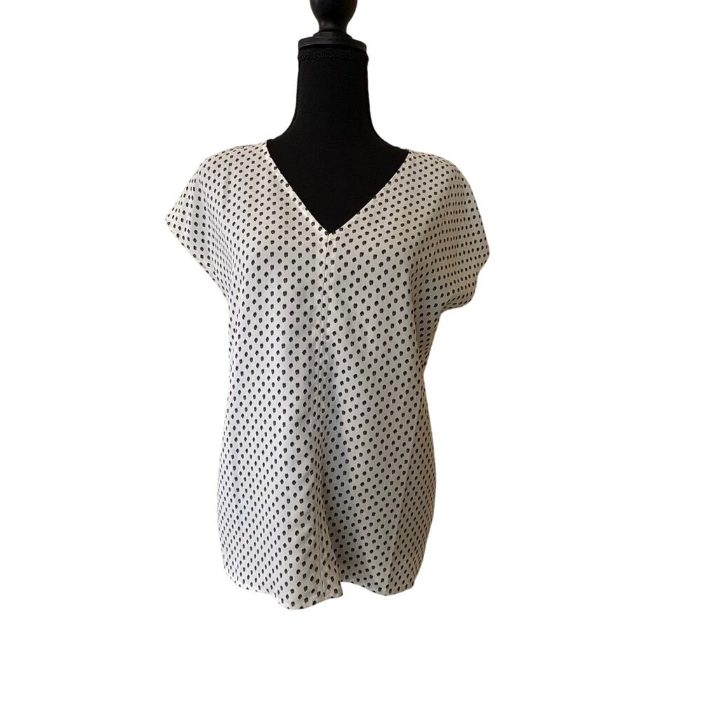 Hilary Radley Women’s Blouse Small White Black Polka Dot V-Neck Top